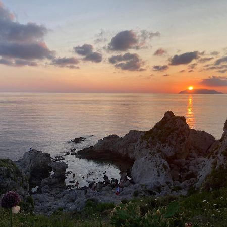 Bed and Breakfast L'Antico Borgo Milazzo Exterior foto
