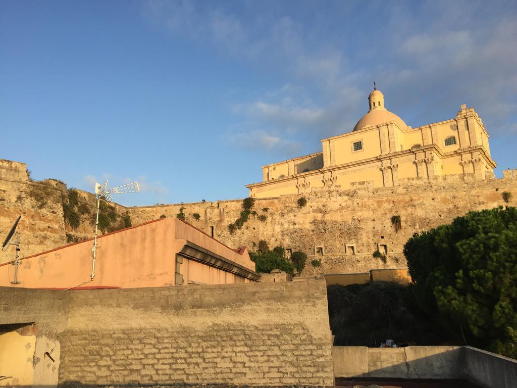 Bed and Breakfast L'Antico Borgo Milazzo Exterior foto